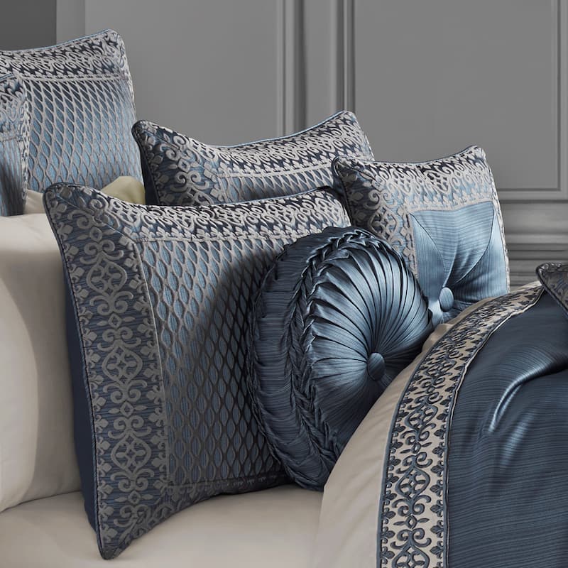 Five Queens Court Leah Comforter Set