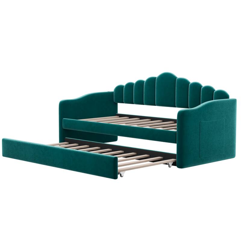 Twin Size Velvet Upholstered Daybed with Trundle and USB Charging Ports, Green