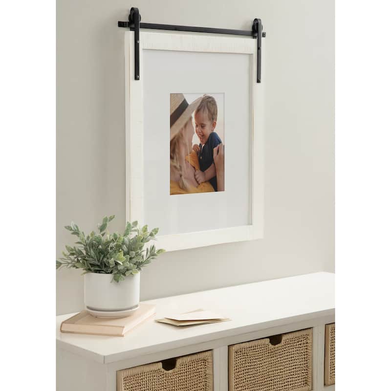 Kate and Laurel Cates Wood Picture Frame