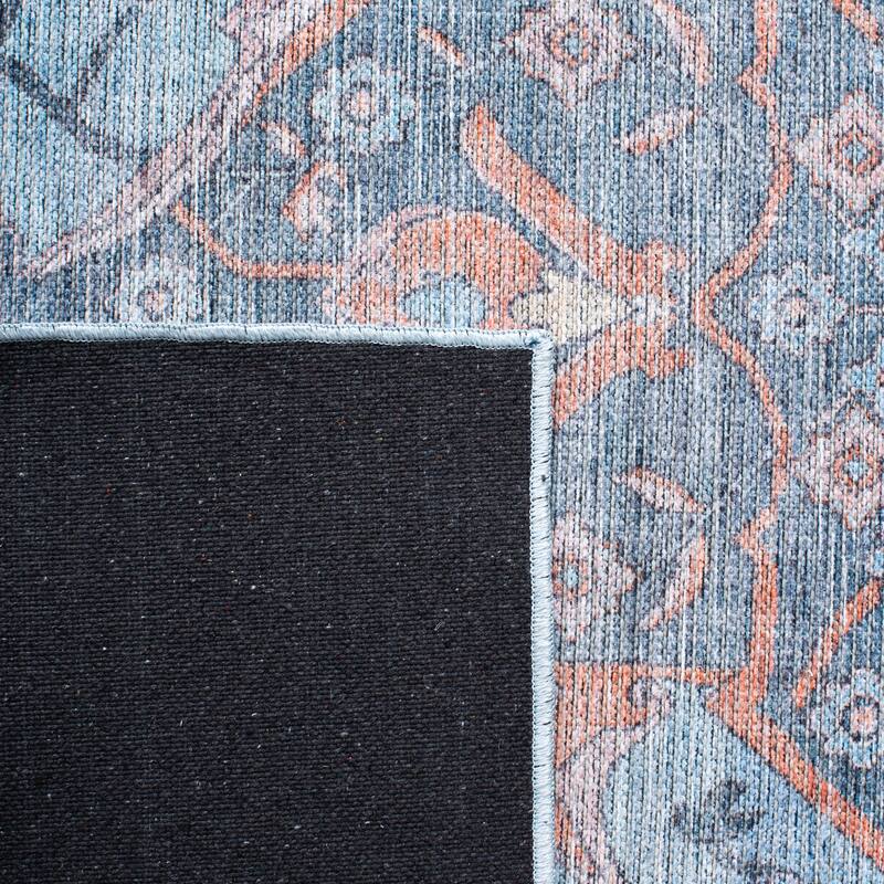 SAFAVIEH Serapi Machine Washable Nolia Medallion Distressed Rug
