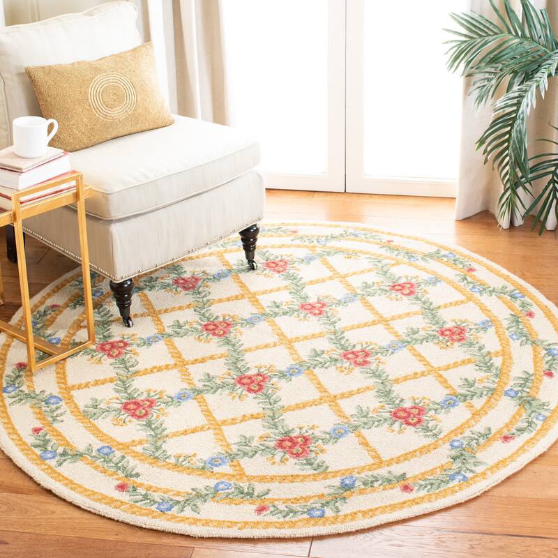 SAFAVIEH Handmade Chelsea Joffrette Trellis French Country Wool Rug - 3' Round - Ivory