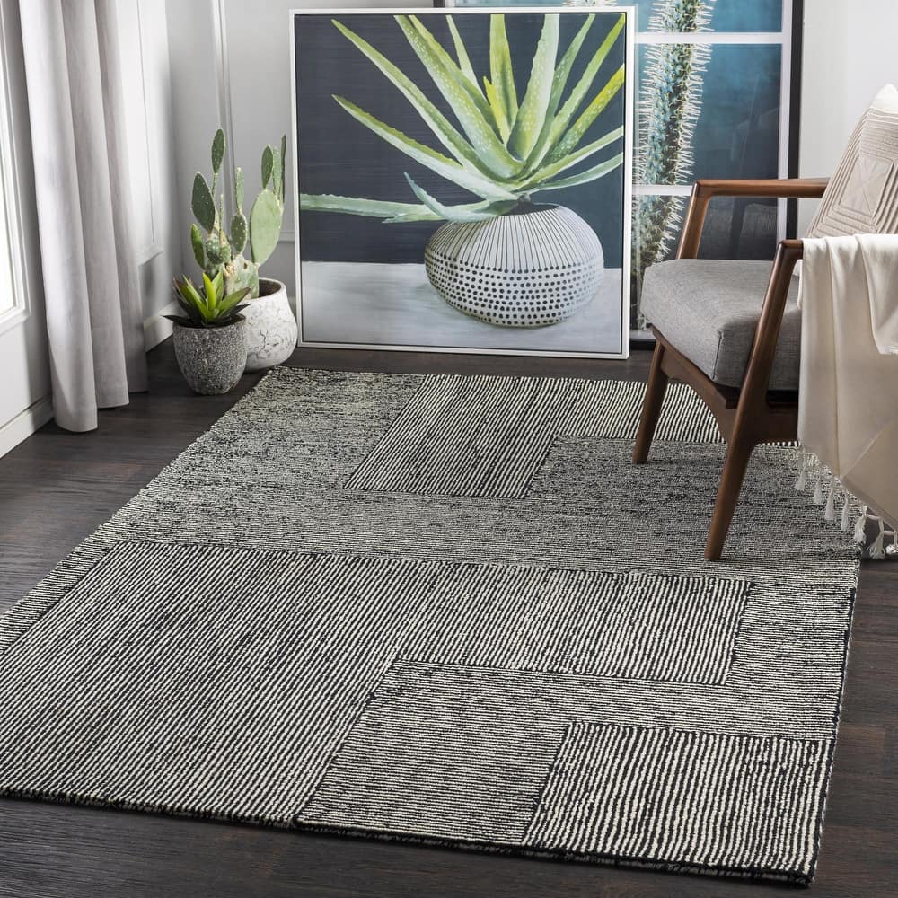 Livabliss Wazney Handmade Wool Farmhouse Area Rug