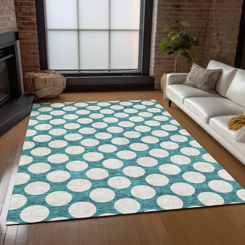 Machine Washable Indoor/ Outdoor Chantille Modern Dots Rug