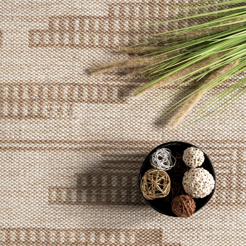 Nuloom Maddy Abstract Lined Indoor/Outdoor Area Rug