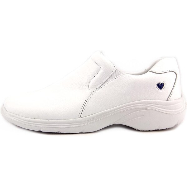 nurse mates dove white