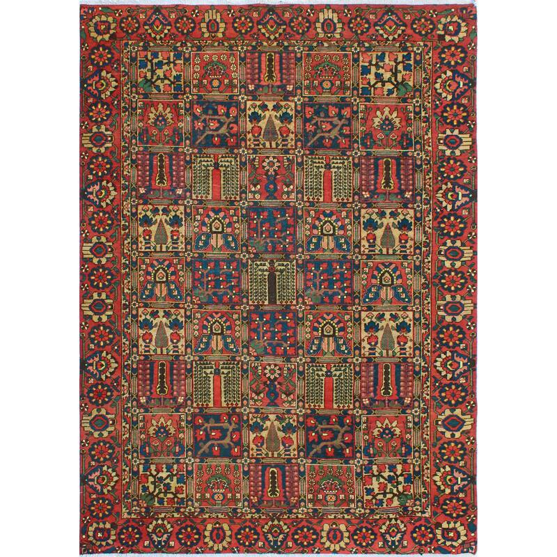 Fine Vintage Distressed Rizagul Red/Beige Rug - 6'8" x 9'6"