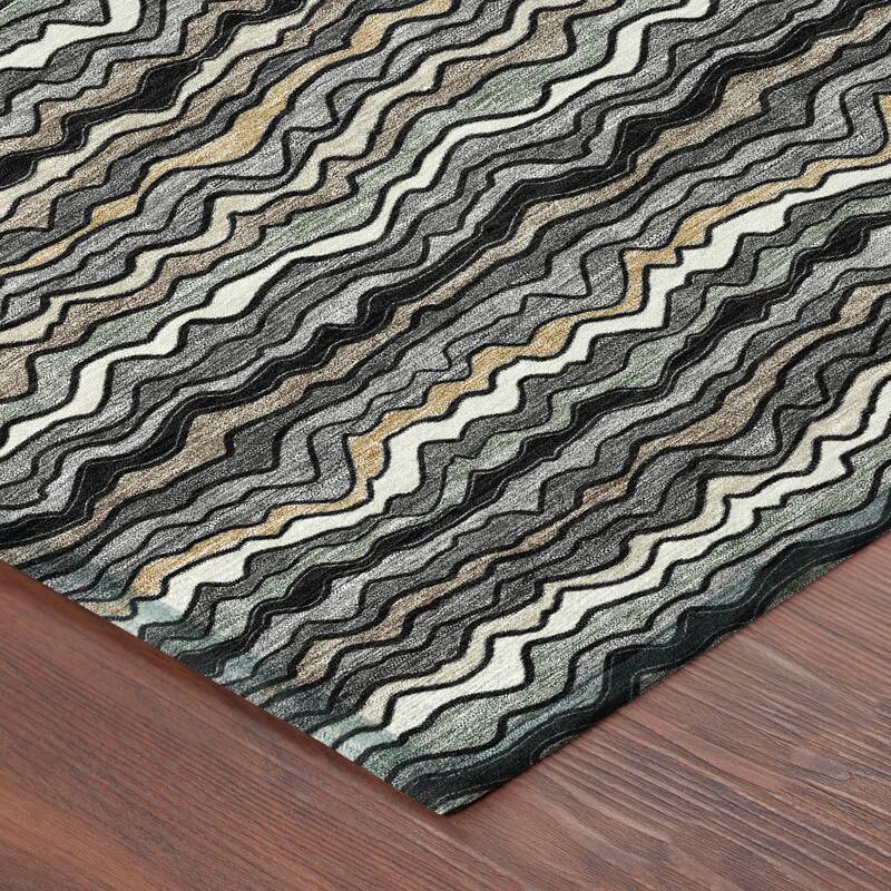 Machine Washable Indoor/ Outdoor Ziggy Stripe Chantille Rug