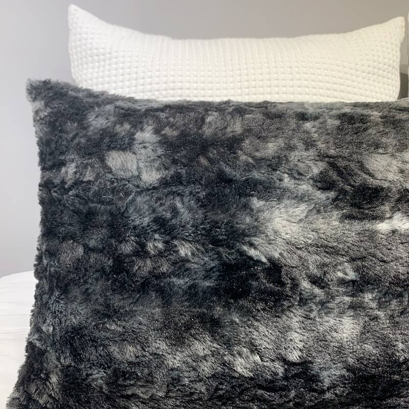 Wonderful Velvet 3 Piece Quilt Set