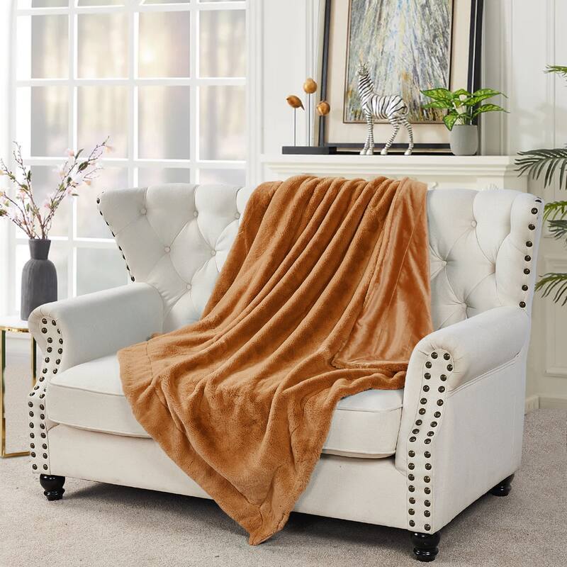 Home Soft Things FoxFauxFur Throw 50"x60"/60"x80"