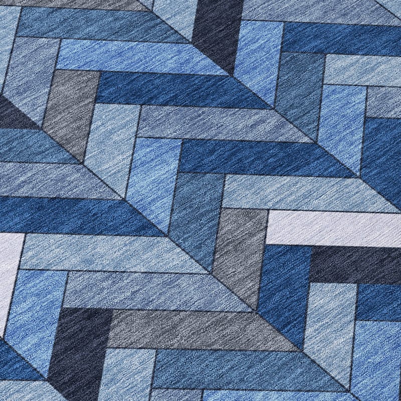 Machine Washable Indoor/ Outdoor Modern Chevron Chantille Rug