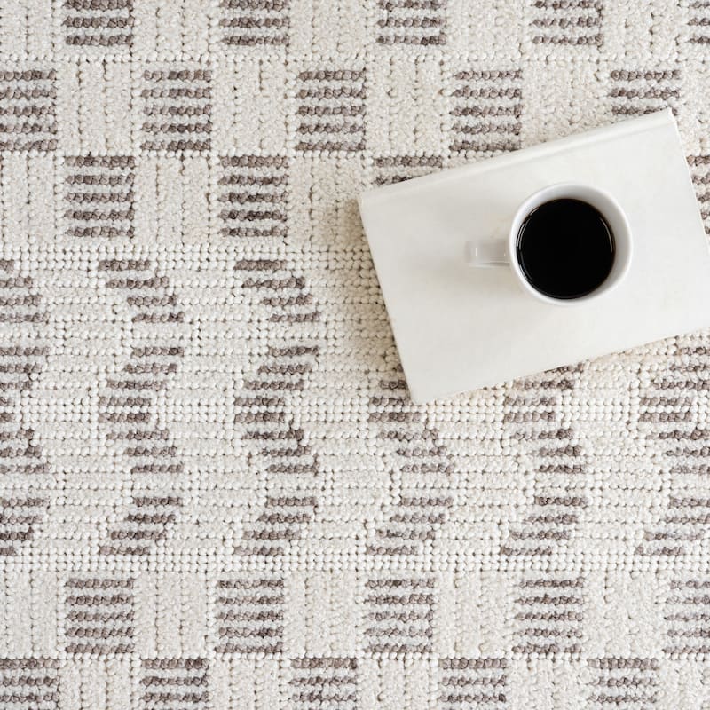 Nuloom Allona Geometric Tassels Area Rug