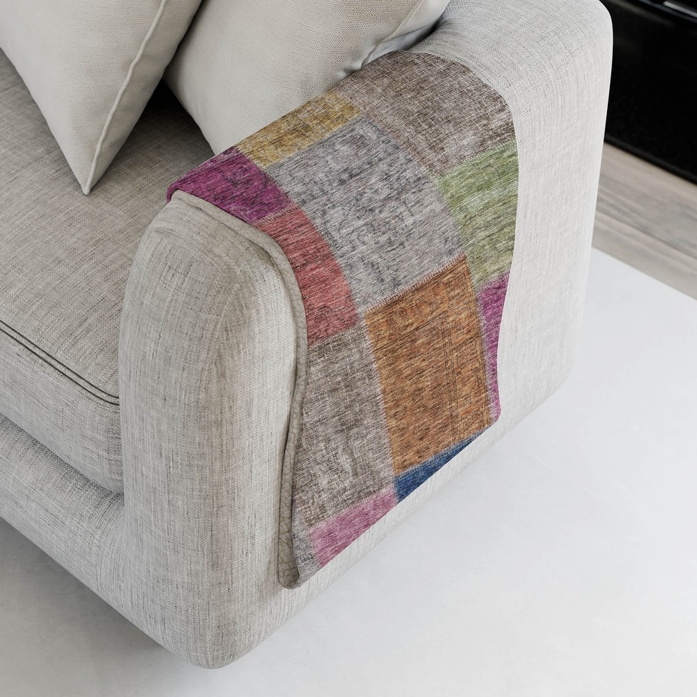 Premium Machine Washable Vintage Patchwork Sherpa Throw Blanket