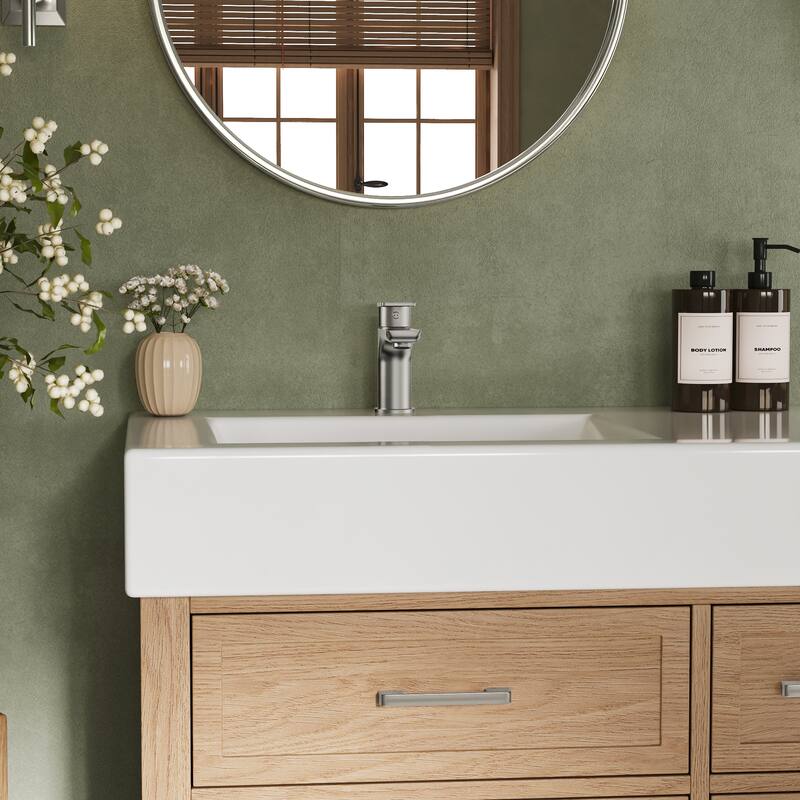 Single Hole Bathroom Faucet with Drain Assembly, Single Handle Bathroom Sink Faucet