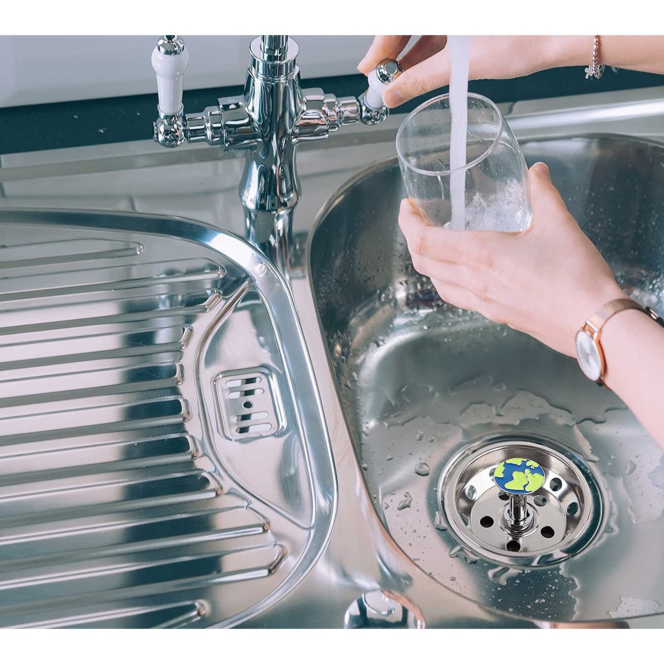 KRAUS Universal Kitchen Sink Strainer/ Stopper for Garbage Disposals - On  Sale - Bed Bath & Beyond - 38409931