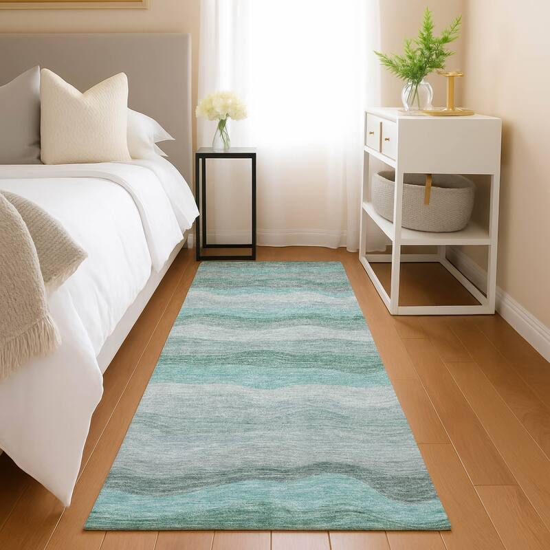 Machine Washable Indoor/ Outdoor Ombre Stripes Chantille Rug