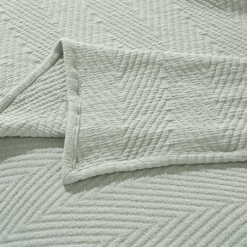 Superior Aswan Cotton Medium Weight Chevron Woven Coverlet