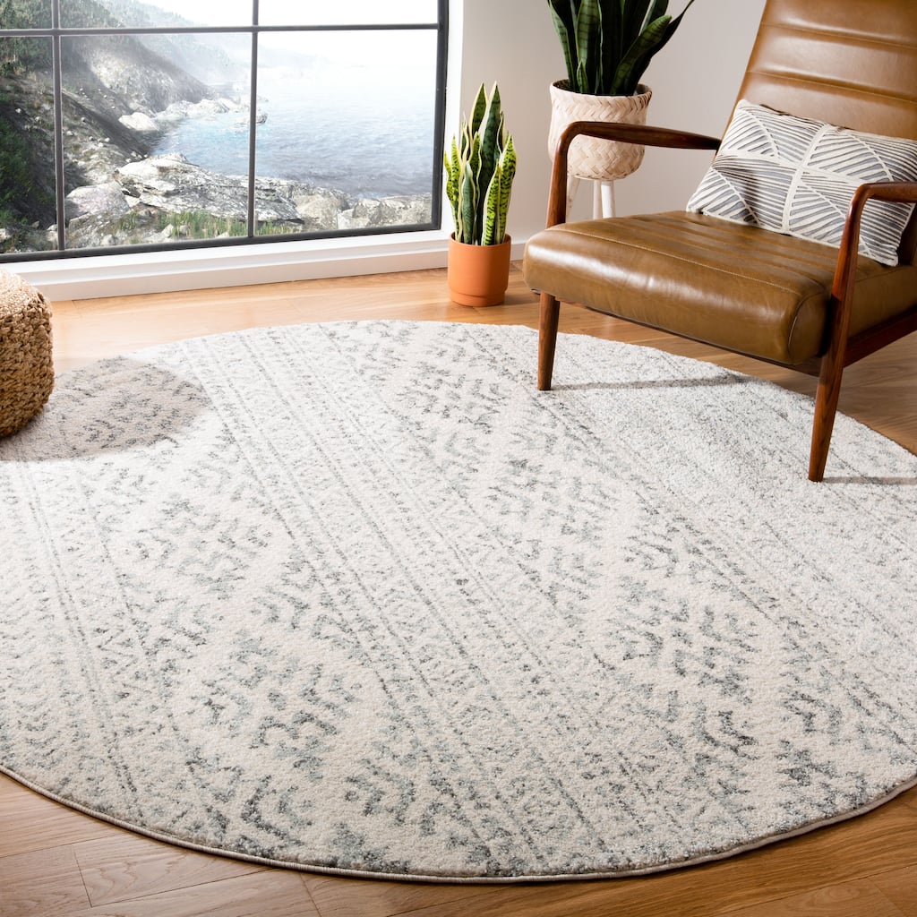 SAFAVIEH Tulum Vetuta Moroccan Boho Chic Area Rug - 11' Round