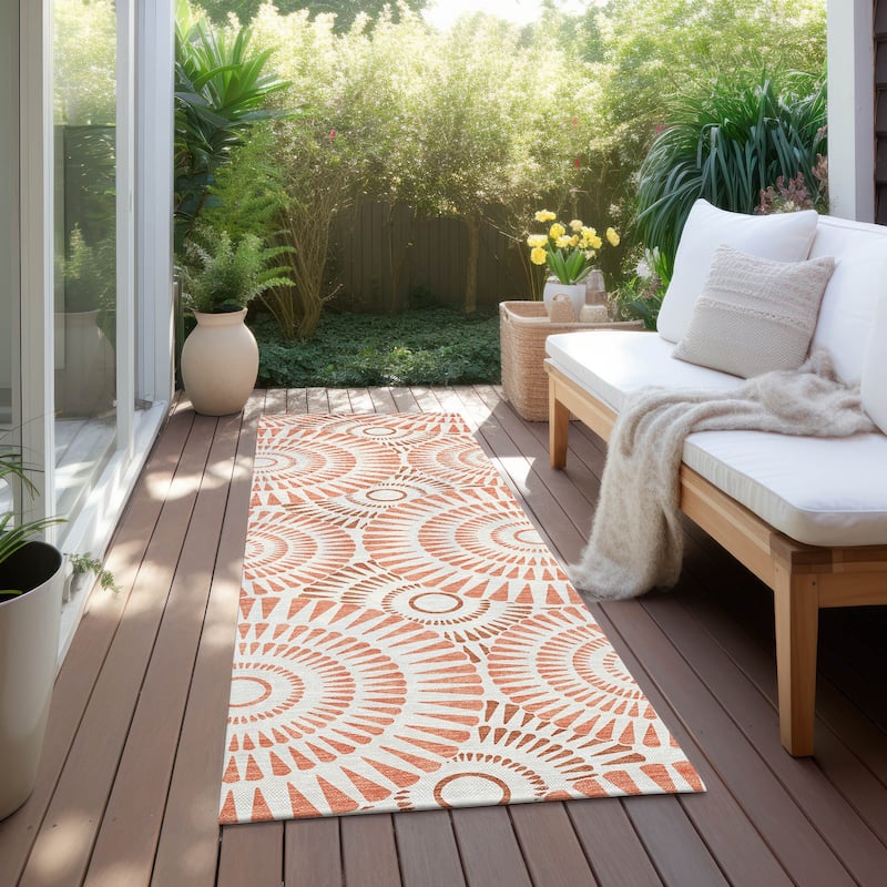 Machine Washable Indoor/ Outdoor Chantille Contemporary Burst Rug - Coral - 2'3" x 7'6"