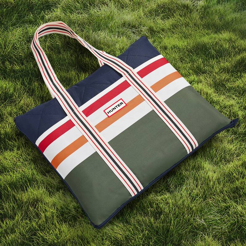 Hunter Outdoor Blanket Tote Bag