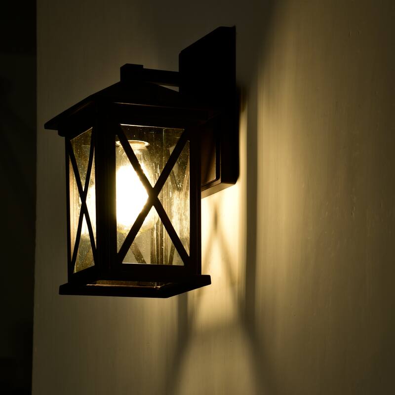 1-light Outdoor Wall Lantern