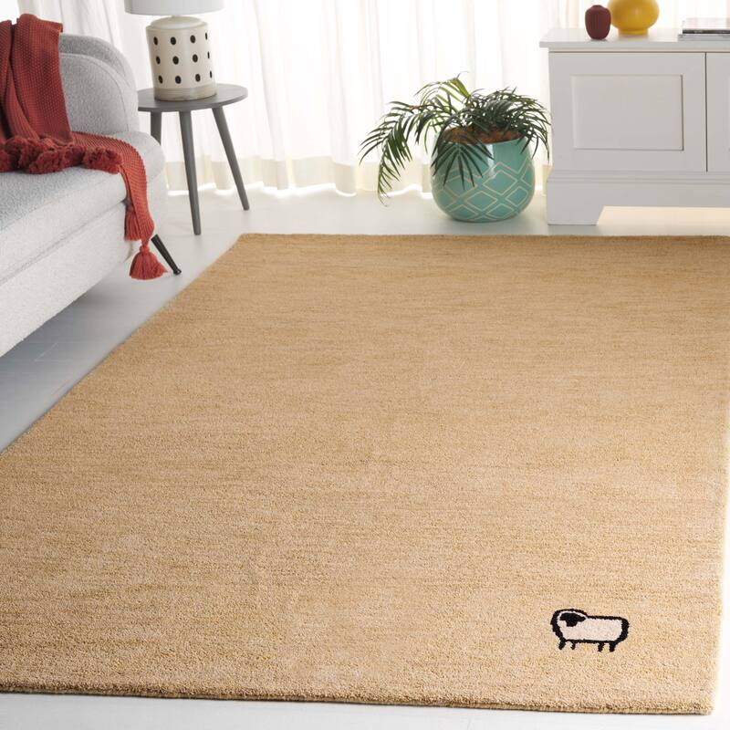 SAFAVIEH Handmade Himalaya Tulip Medallion Modern & Contemporary Wool Rug - 6' x 9' - Beige