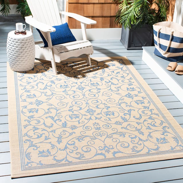 SAFAVIEH Courtyard Clarine Indoor/ Outdoor Waterproof Patio Backyard Rug