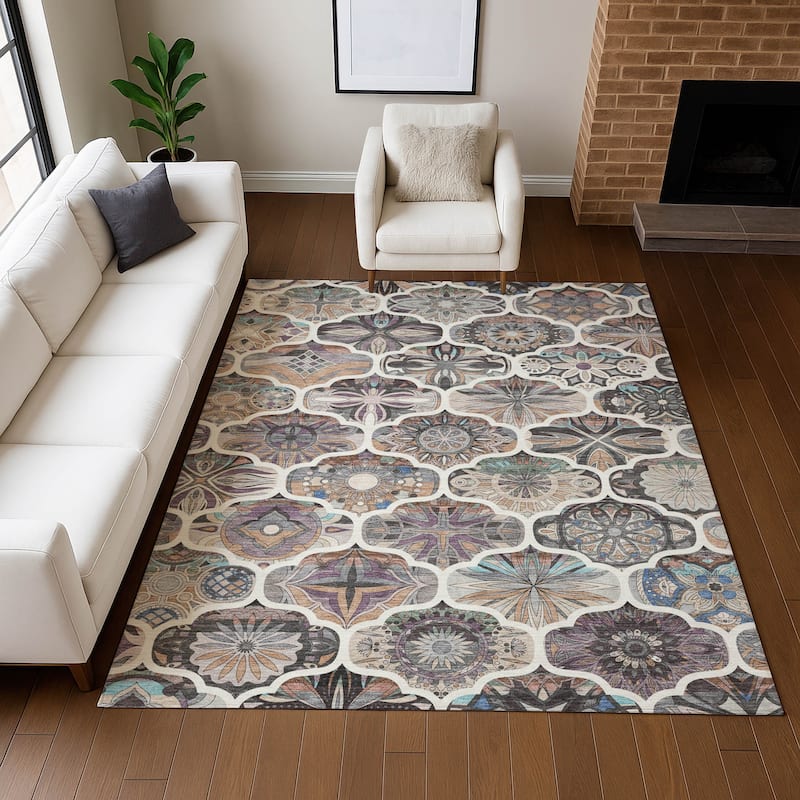 Machine Washable Indoor/ Outdoor Trellis Mosaic Chantille Rug