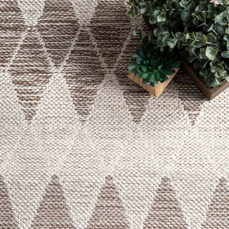 Nuloom Geometric Katelyn Ombre Trellis Area Rug