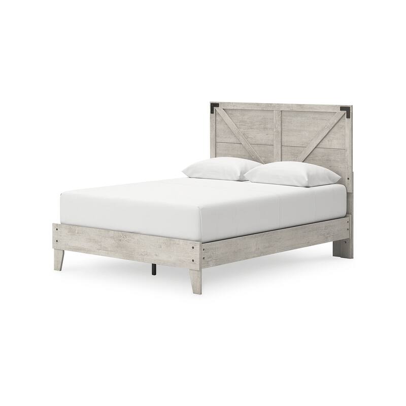 Signature Design by Ashley Shawburn White Platform Bed