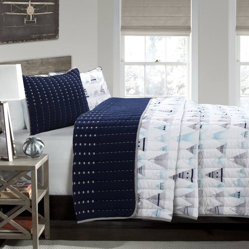 Cozy Line Stripe Summit Blues Snowy Mountains Polyester Quilt Bedding Set