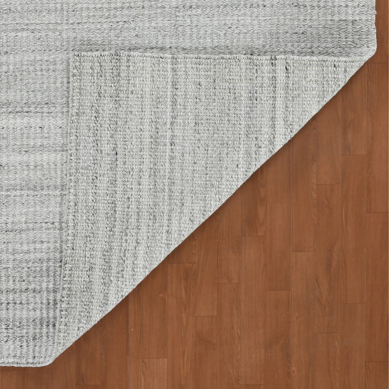 Lineage Silver Heathered Hand-Woven Area Rug 2' x 3'
