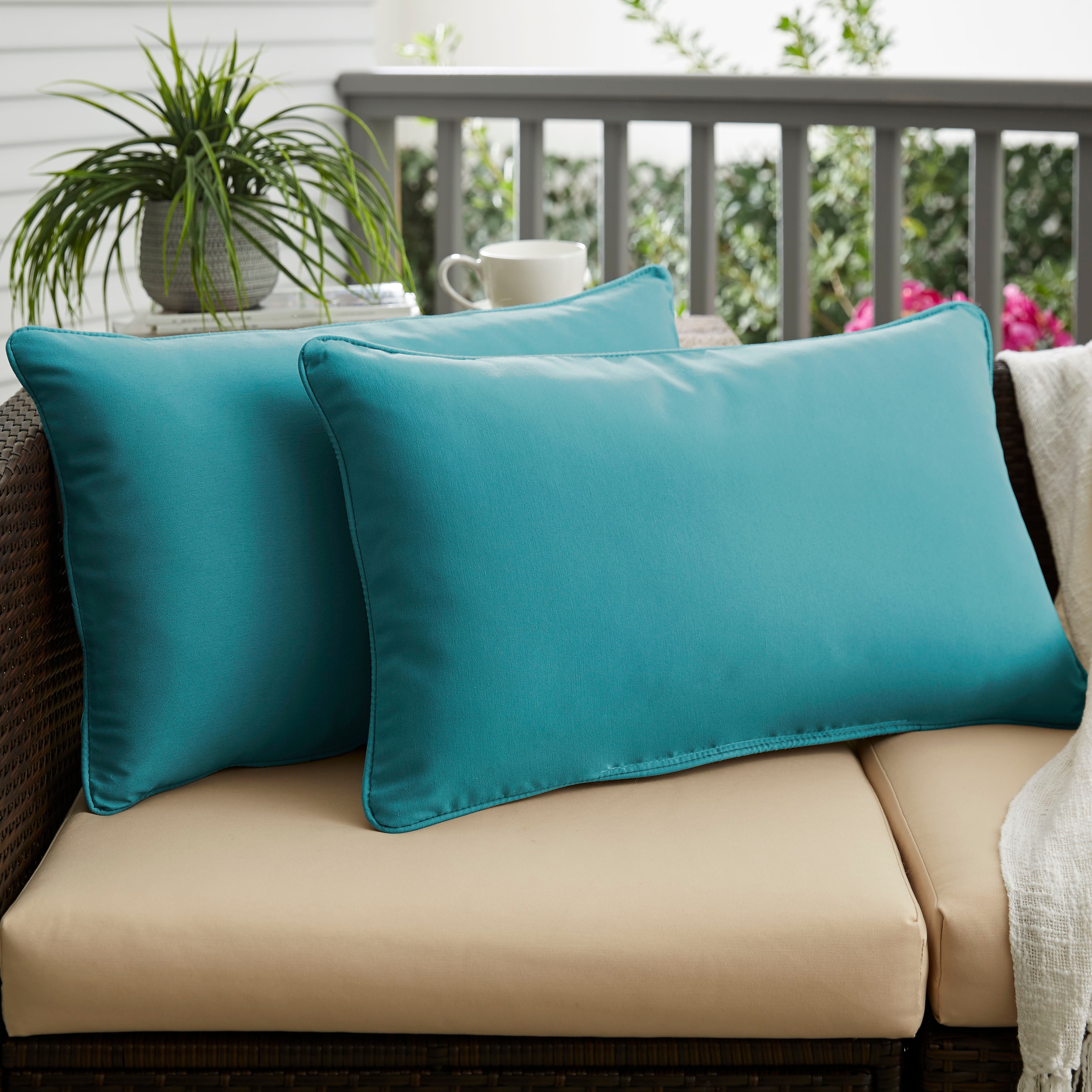 Aqua blue outdoor pillows deals