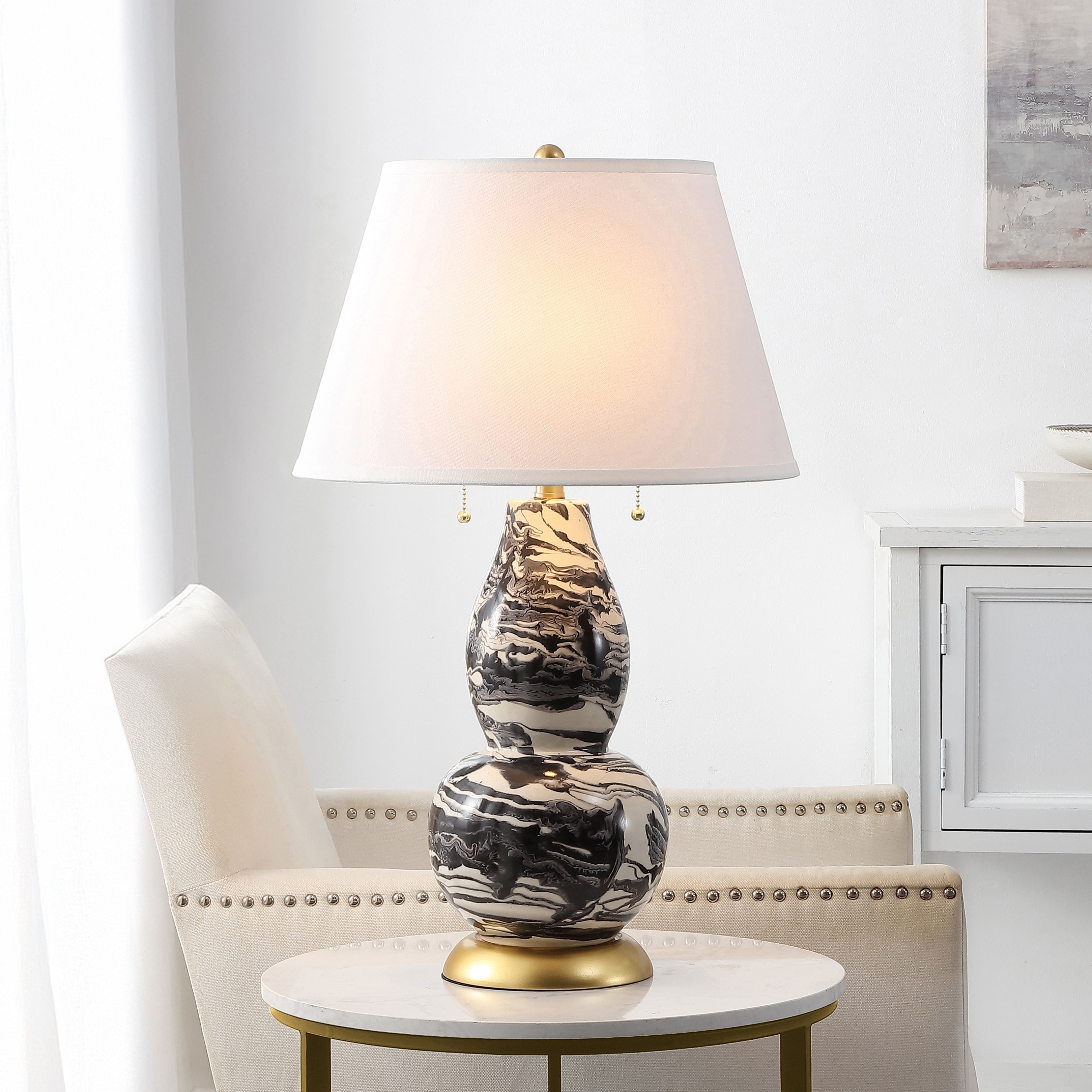 SAFAVIEH Lighting Sebrina 29-inch Navy And White Color Swirls Glass Table Lamp (Set of 2) - 17"x17"x28" - 17Wx17Dx28H