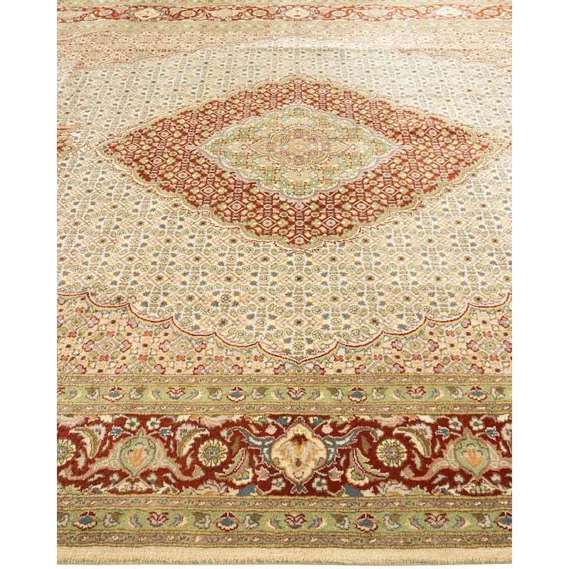 Overton Hand Knotted Wool Traditional Oriental Ivory Area Rug - 6' x 9'