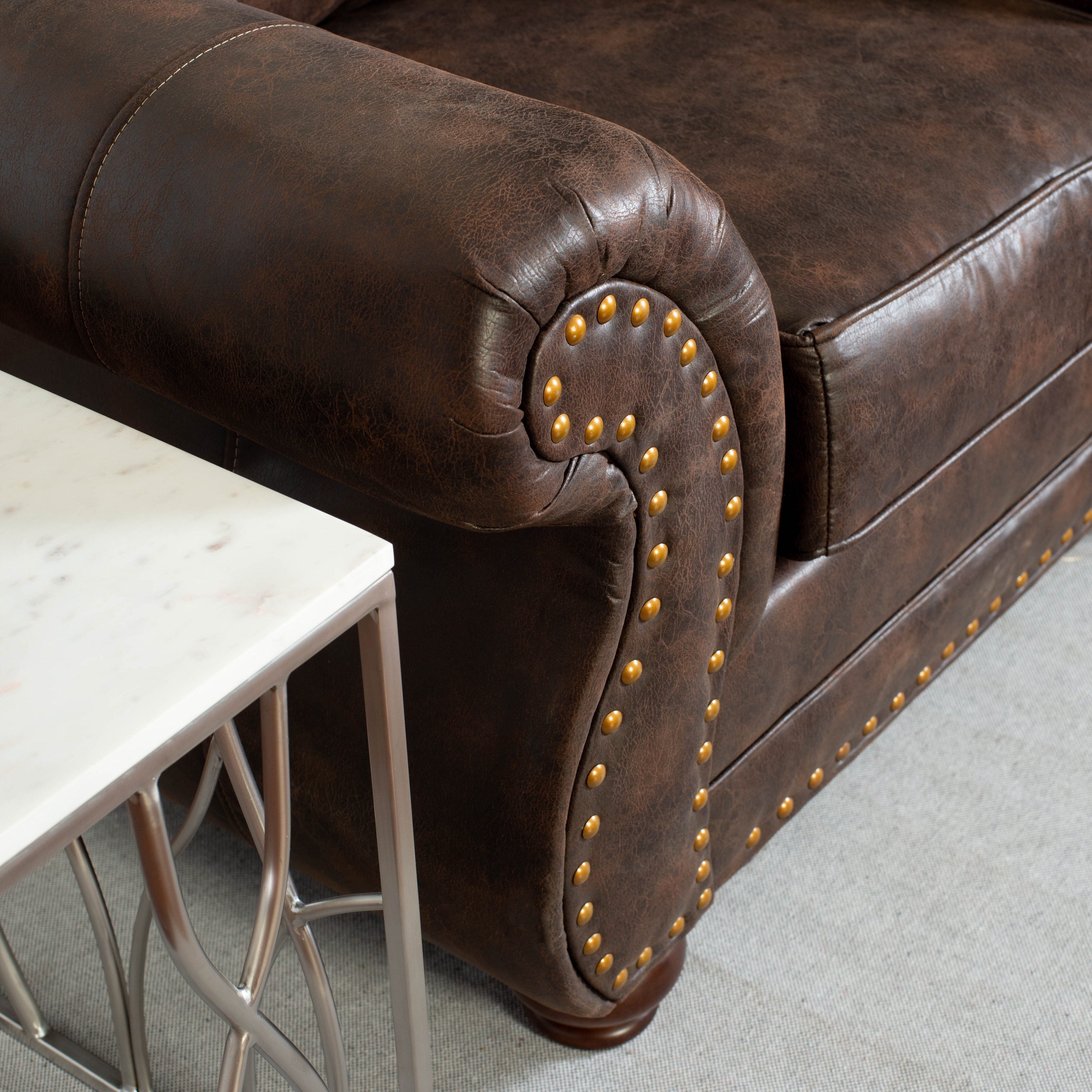 Roundhill-Furniture-Leinster-