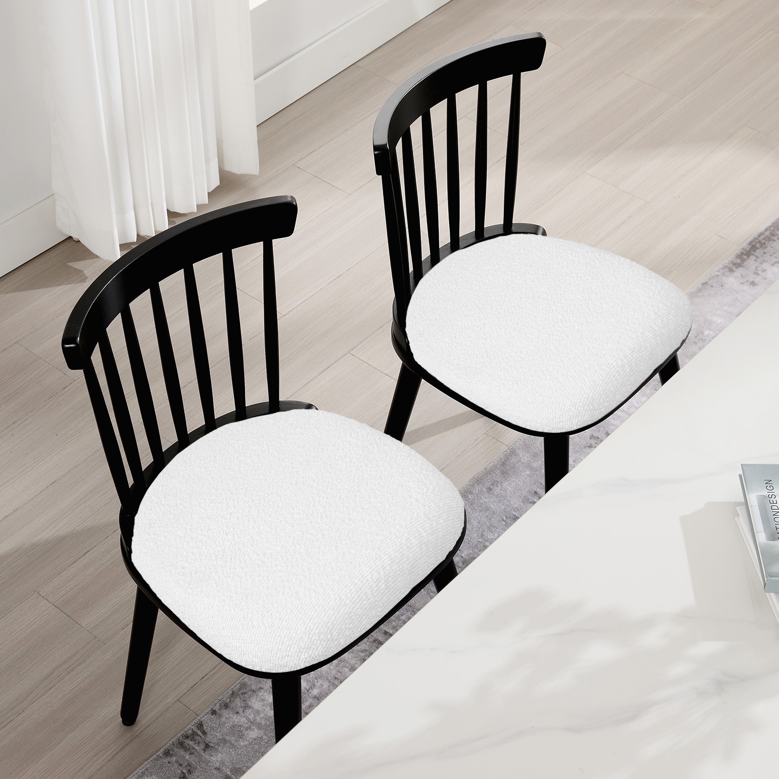 как выглядит Farmhouse Spindle-Back Windsor Dining Chairs with Solid фото