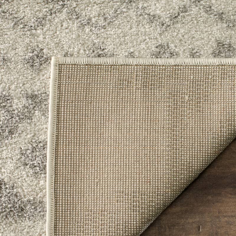 SAFAVIEH Adirondack Dixie Rustic Boho Rug - Ivory/Silver - 4' x 6'