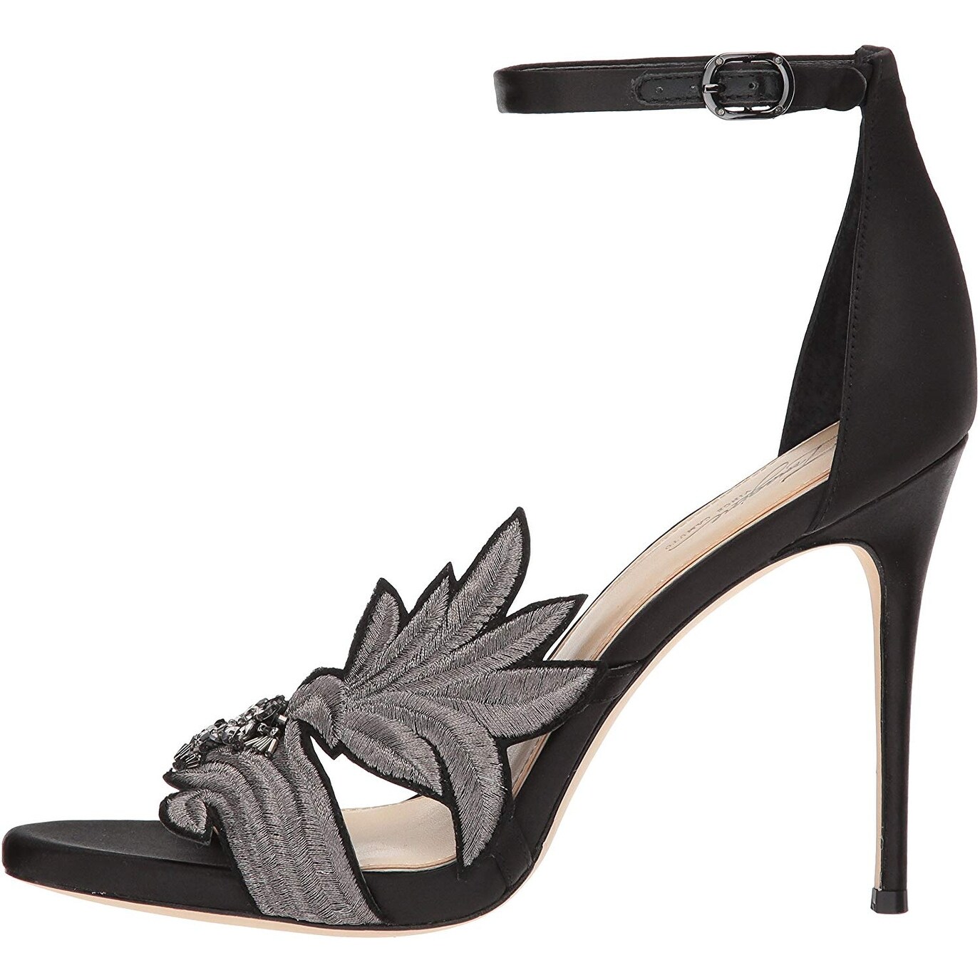 imagine vince camuto dayanara
