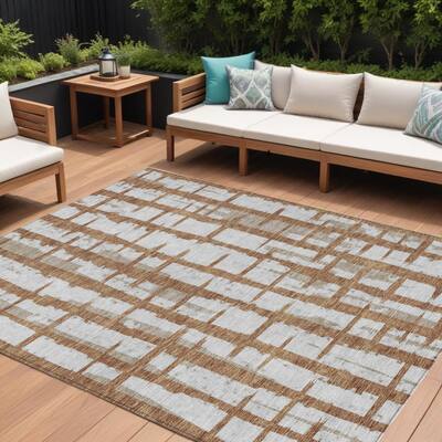 HomeRoots Striped Transitional Rectangle Outdoor Rug