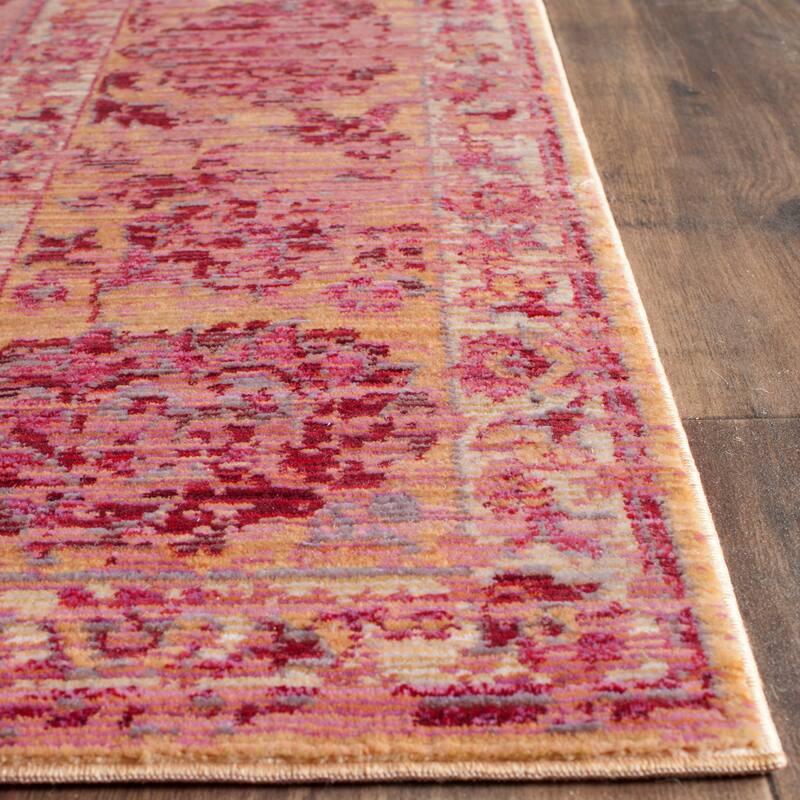 SAFAVIEH, Valencia Masumeh Boho Oriental Distressed Rug