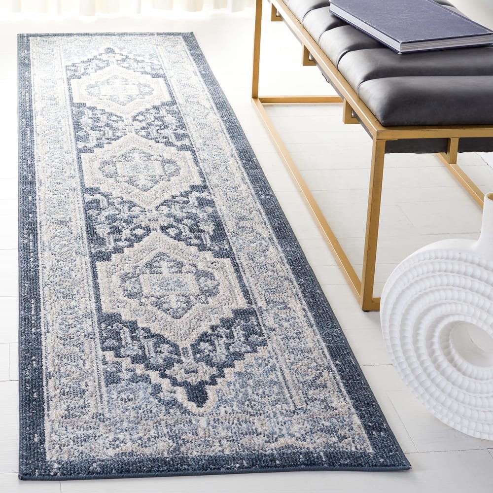 SAFAVIEH Blair Machine Washable Munevera Slip Resistant Rug