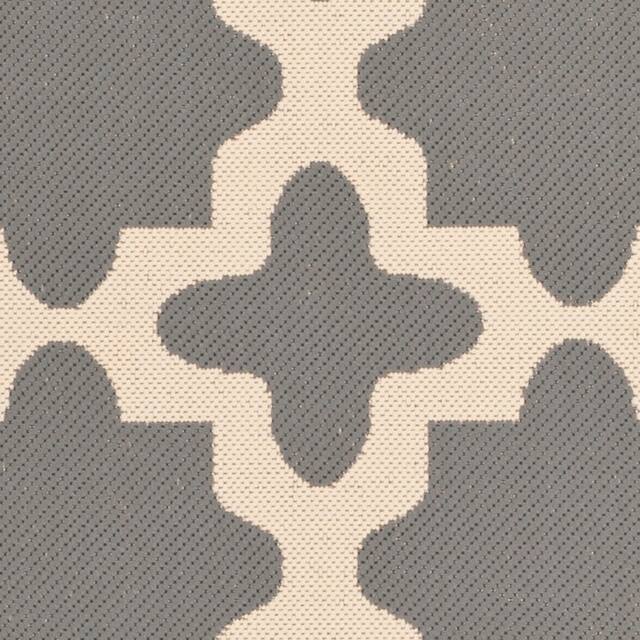 SAFAVIEH Courtyard Dorthey Indoor/ Outdoor Patio Backyard Rug