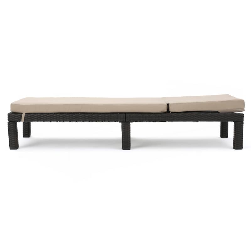 Premium Outdoor Wicker Lounger