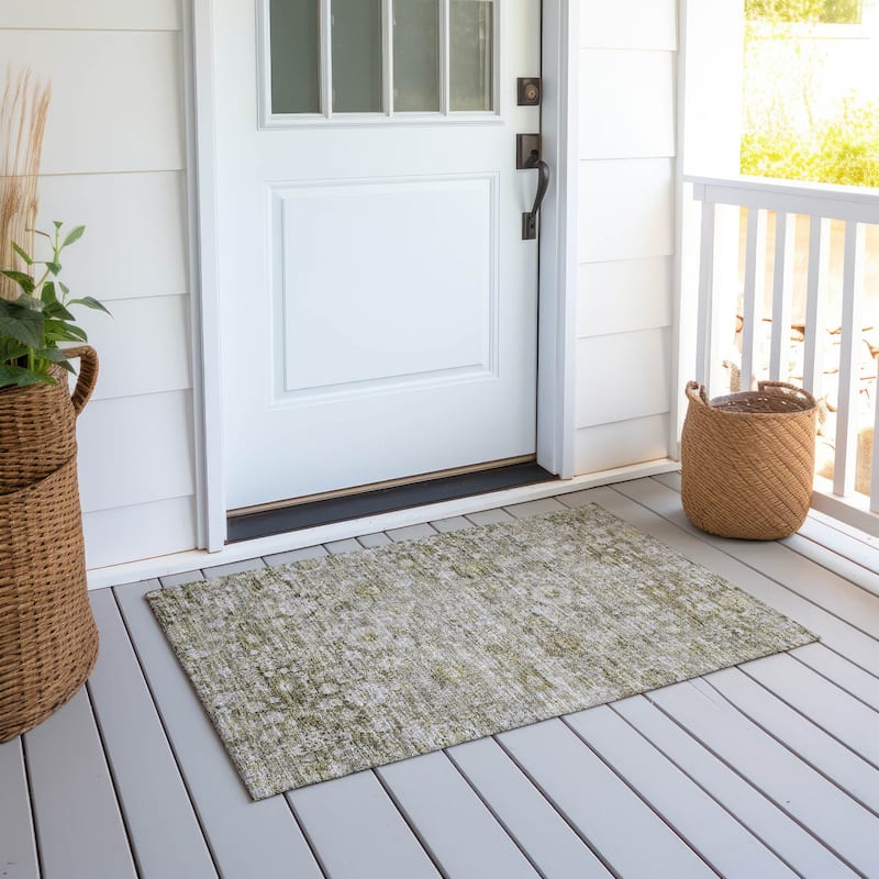 Machine Washable Indoor/ Outdoor Chantille Traditional Vintage Floral Rug