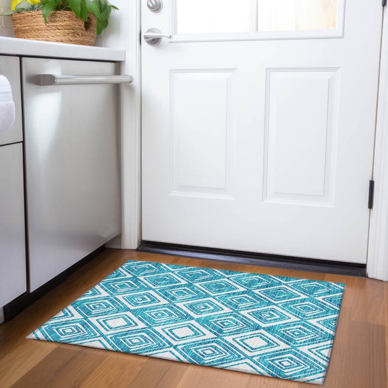 Machine Washable Indoor/ Outdoor Chantille Contemporary Diamonds Rug