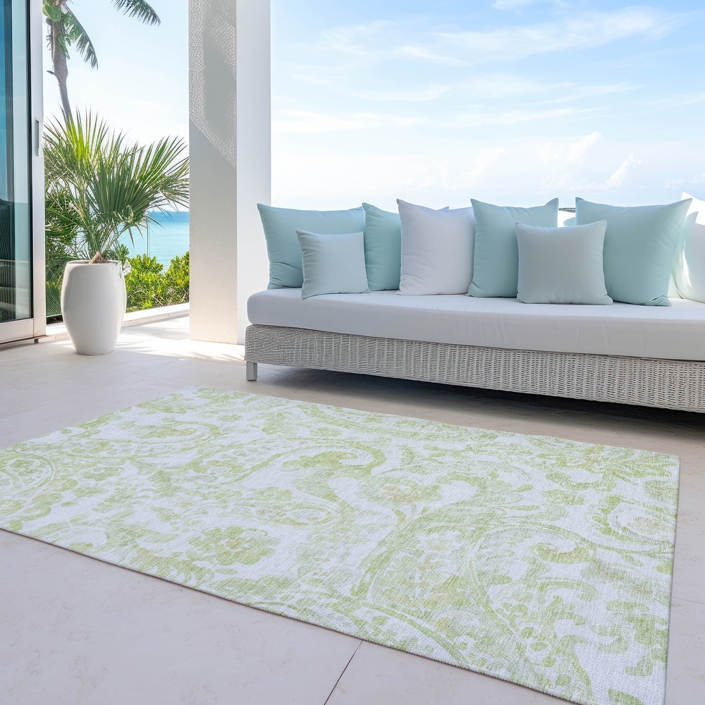 Machine Washable Indoor/ Outdoor Chantille Traditional Scroll Rug