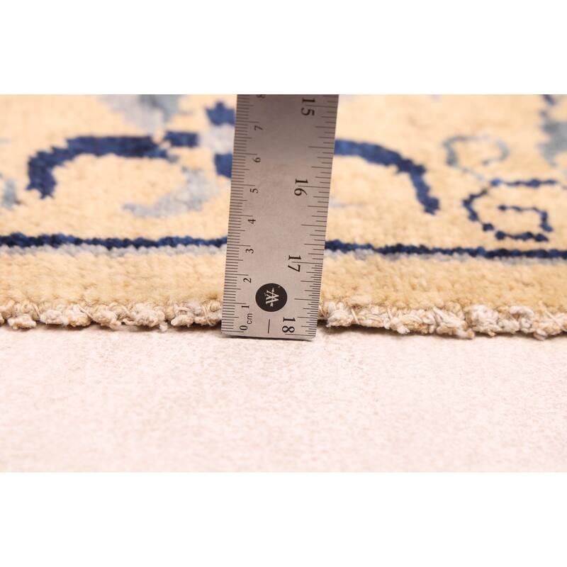 ECARPETGALLERY Hand-knotted Aubusson Cream Wool Rug - 6'0 x 9'0