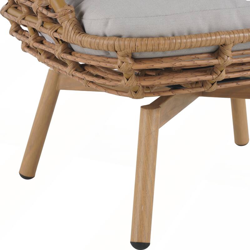 Outdoor Wicker High-back Swivel Lounge Chair