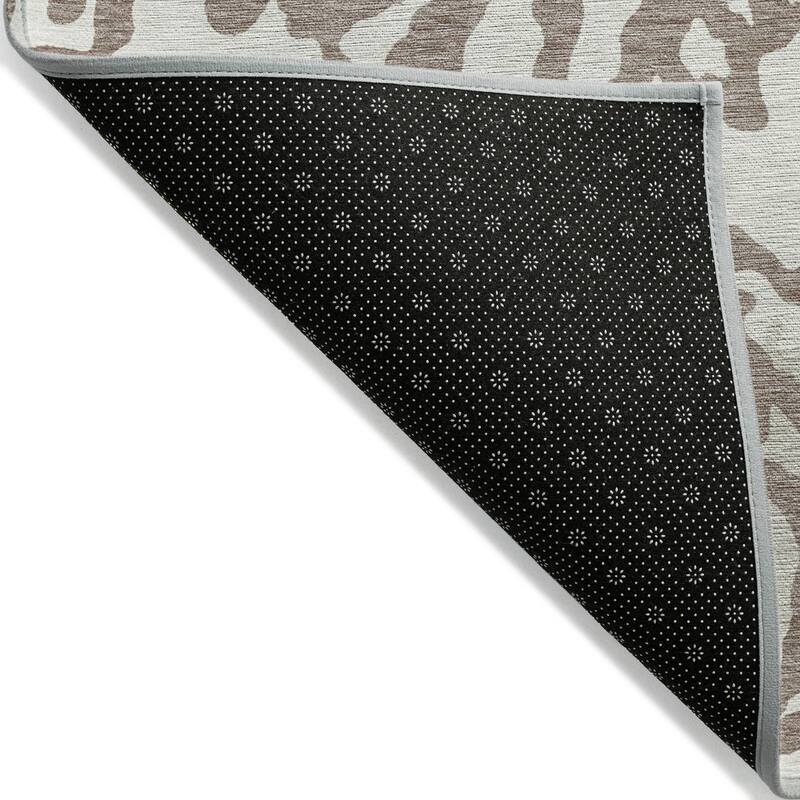 Machine Washable Indoor/ Outdoor Chantille Animal Print Abstract Rug