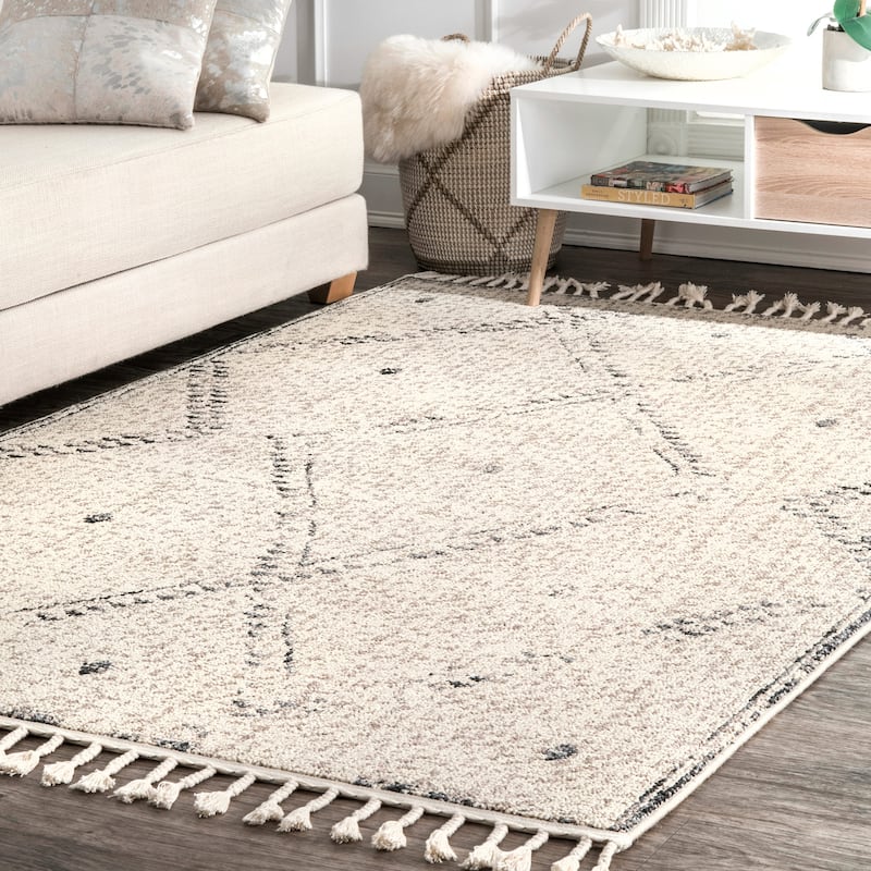 Nuloom Camilla Moroccan Tassel Area Rug